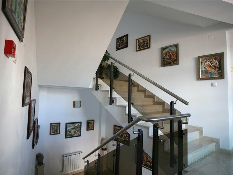 Family Art Hotel Gallery Плевен Екстер'єр фото